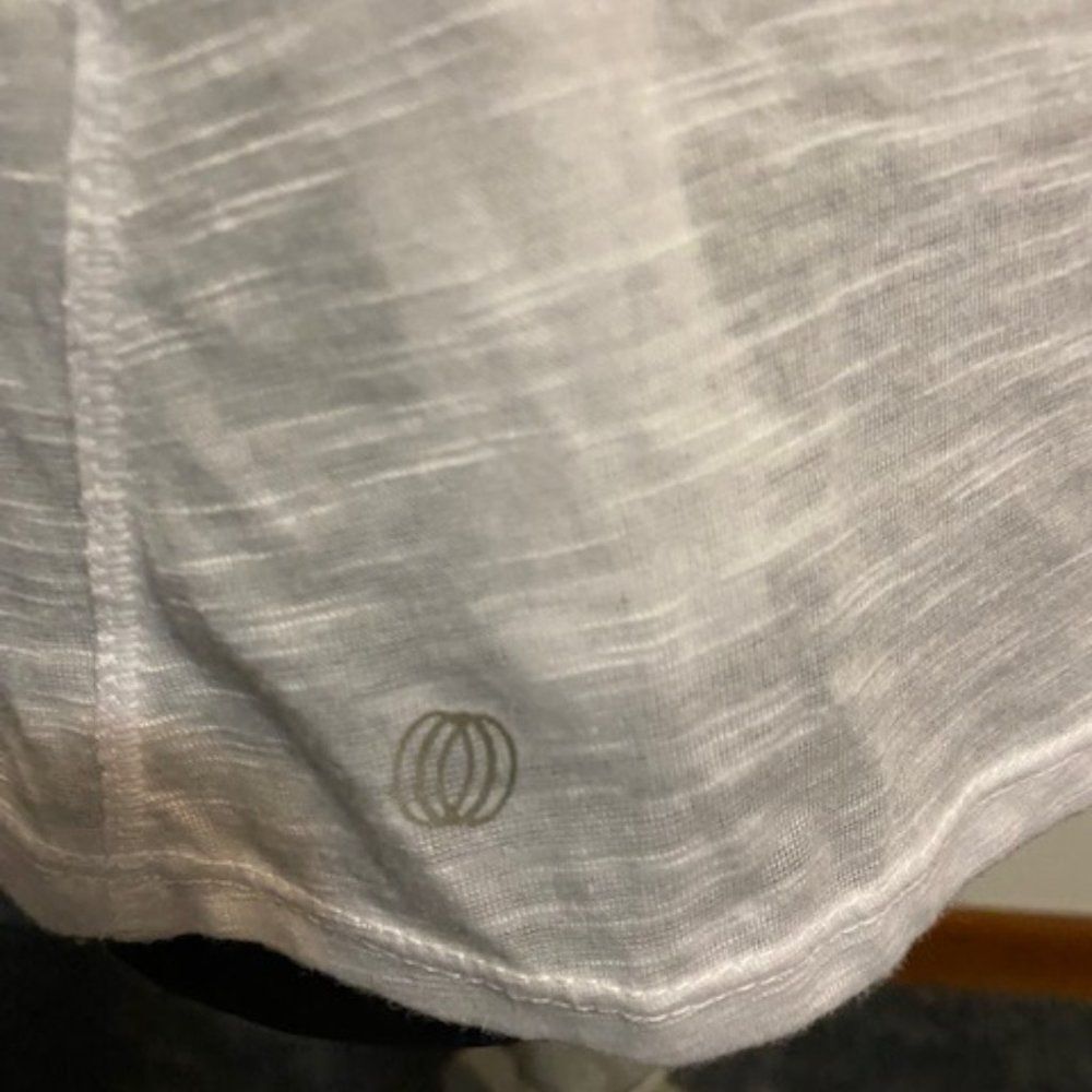 Marikia Tech Balance Collection Yoga top, size L - Picture 2 of 4